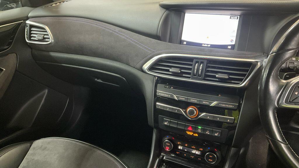 Used Infiniti Q30 for sale - 77658978: Photo 3