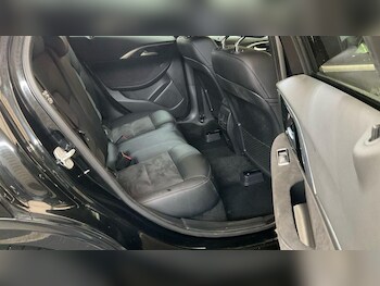 Used Infiniti Q30 2018 for sale - 77658978: Photo