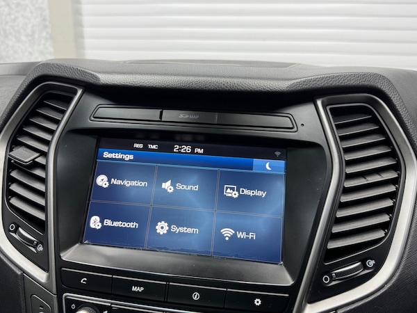 Used Hyundai Santa Fe 2015 for sale - 73905859: Photo 12