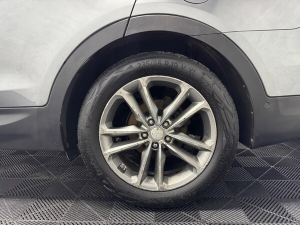 Used Hyundai Santa Fe 2015 for sale - 73905859: Photo 37
