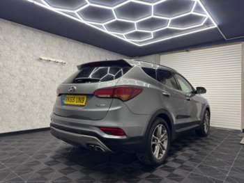 Used Hyundai Santa Fe 2015 for sale - 73905859: Photo