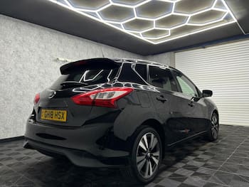 Used Nissan Pulsar 2018 for sale - 79664449: Photo