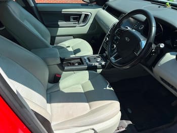 Used Land Rover Discovery Sport 2016 for sale - 79664504: Photo