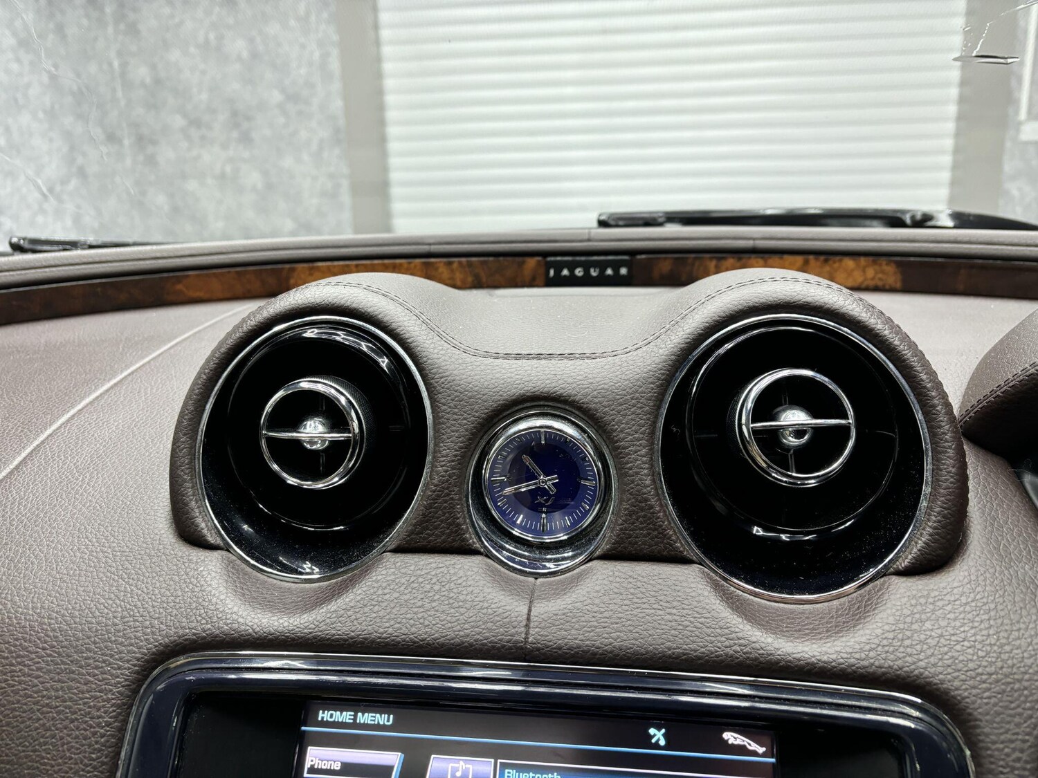 Used Jaguar XJ 2010 for sale - 78058387: Photo 10