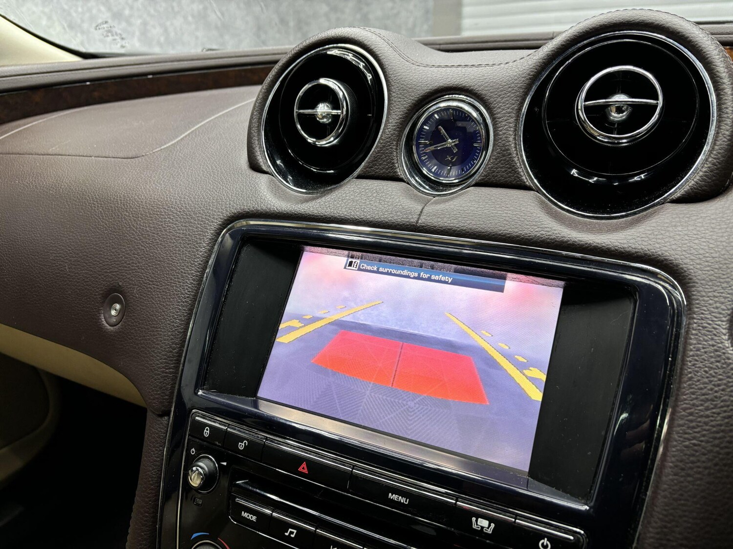 Used Jaguar XJ 2010 for sale - 78058387: Photo 13