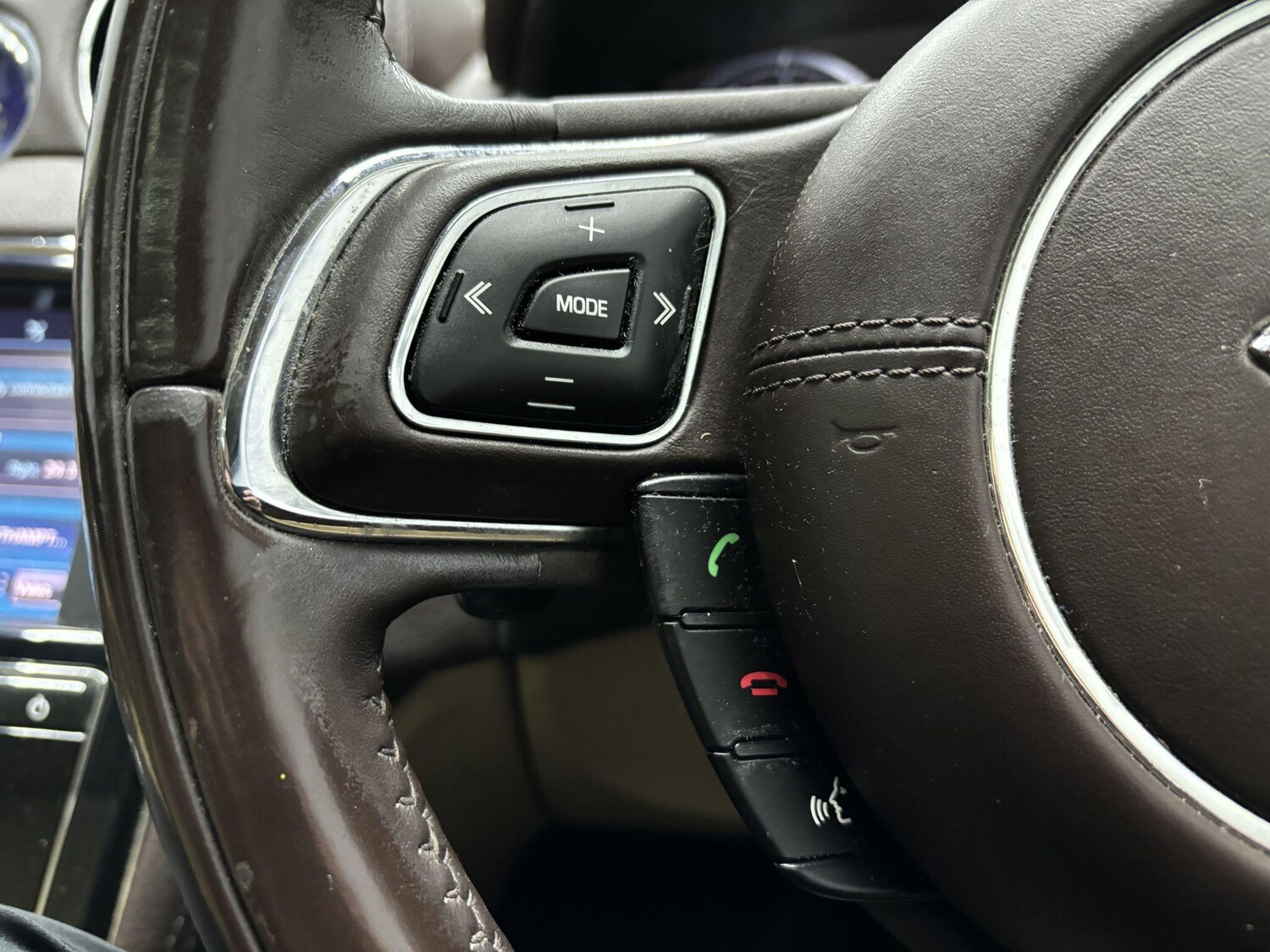 Used Jaguar XJ 2010 for sale - 78058387: Photo 14