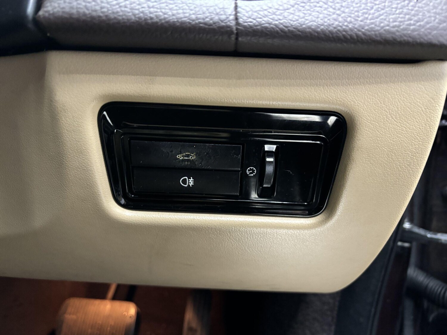 Used Jaguar XJ 2010 for sale - 78058387: Photo 19