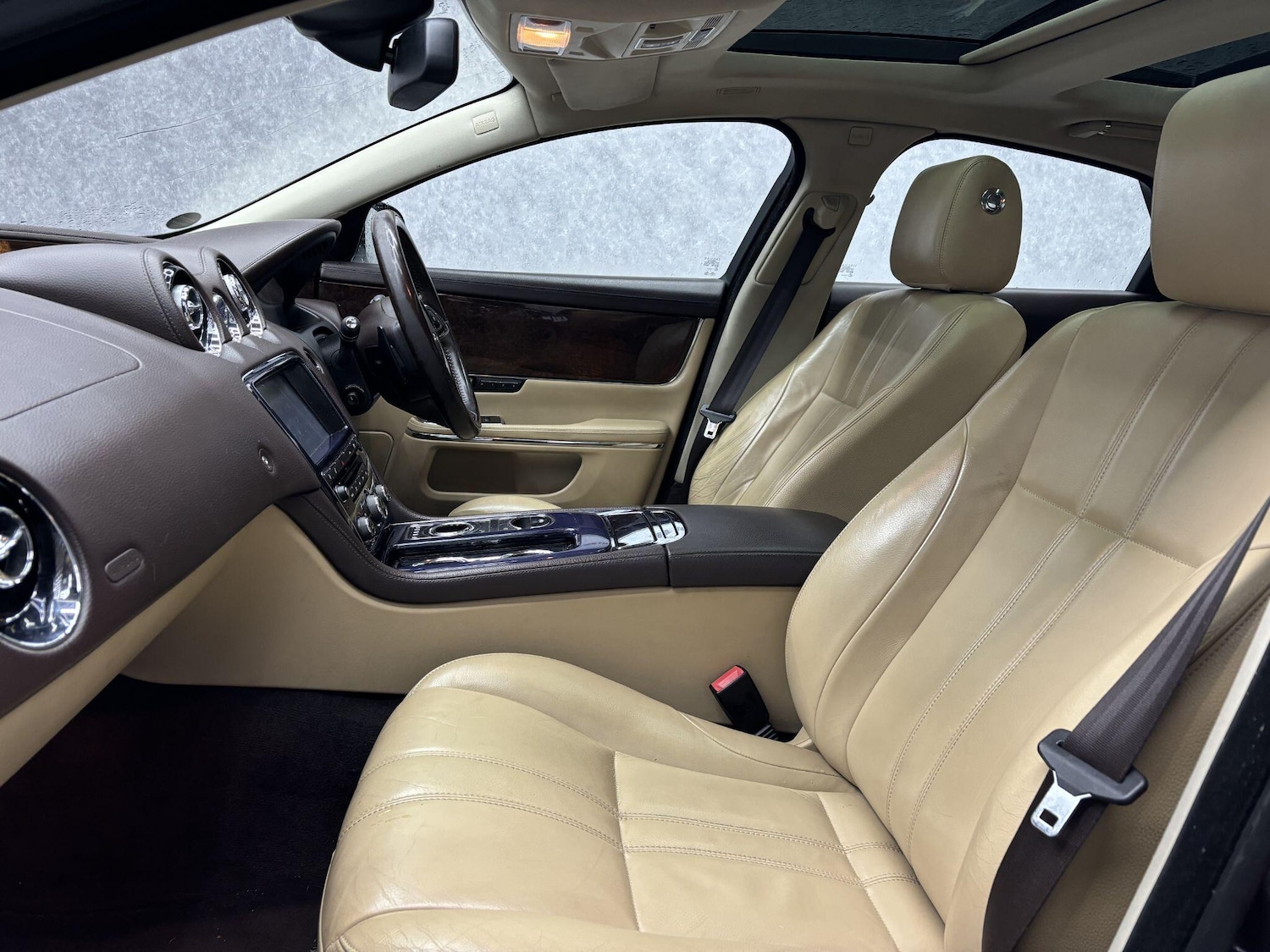 Used Jaguar XJ 2010 for sale - 78058387: Photo 3