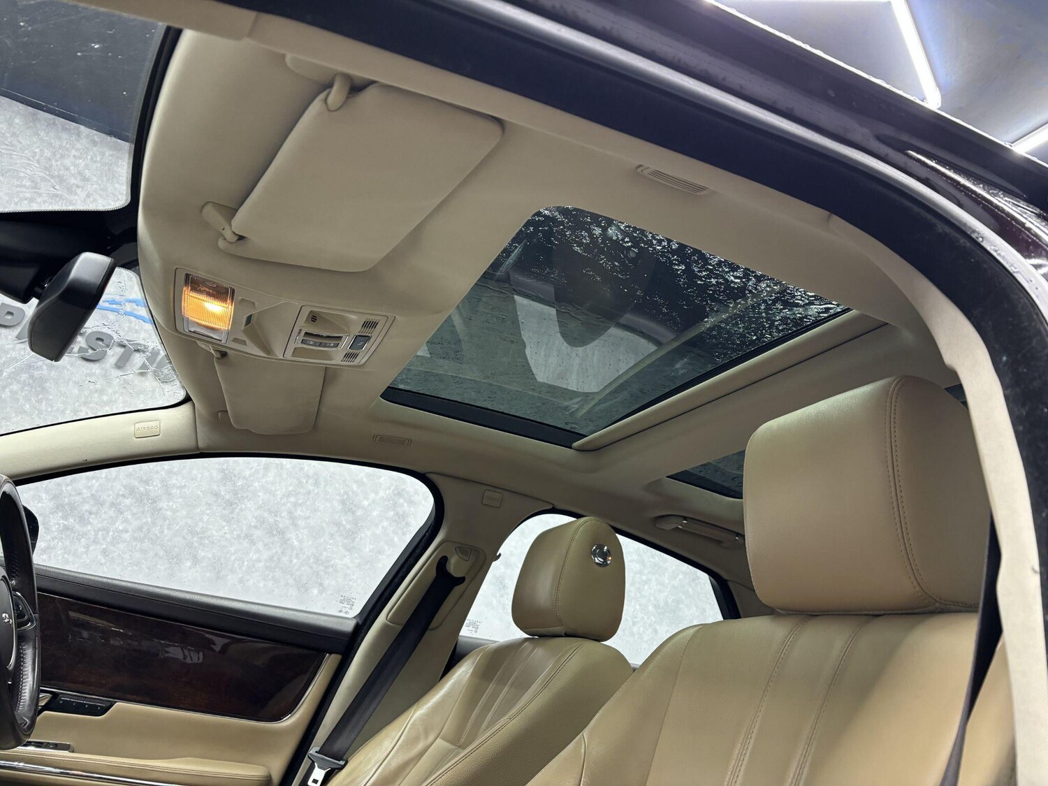 Used Jaguar XJ 2010 for sale - 78058387: Photo 8