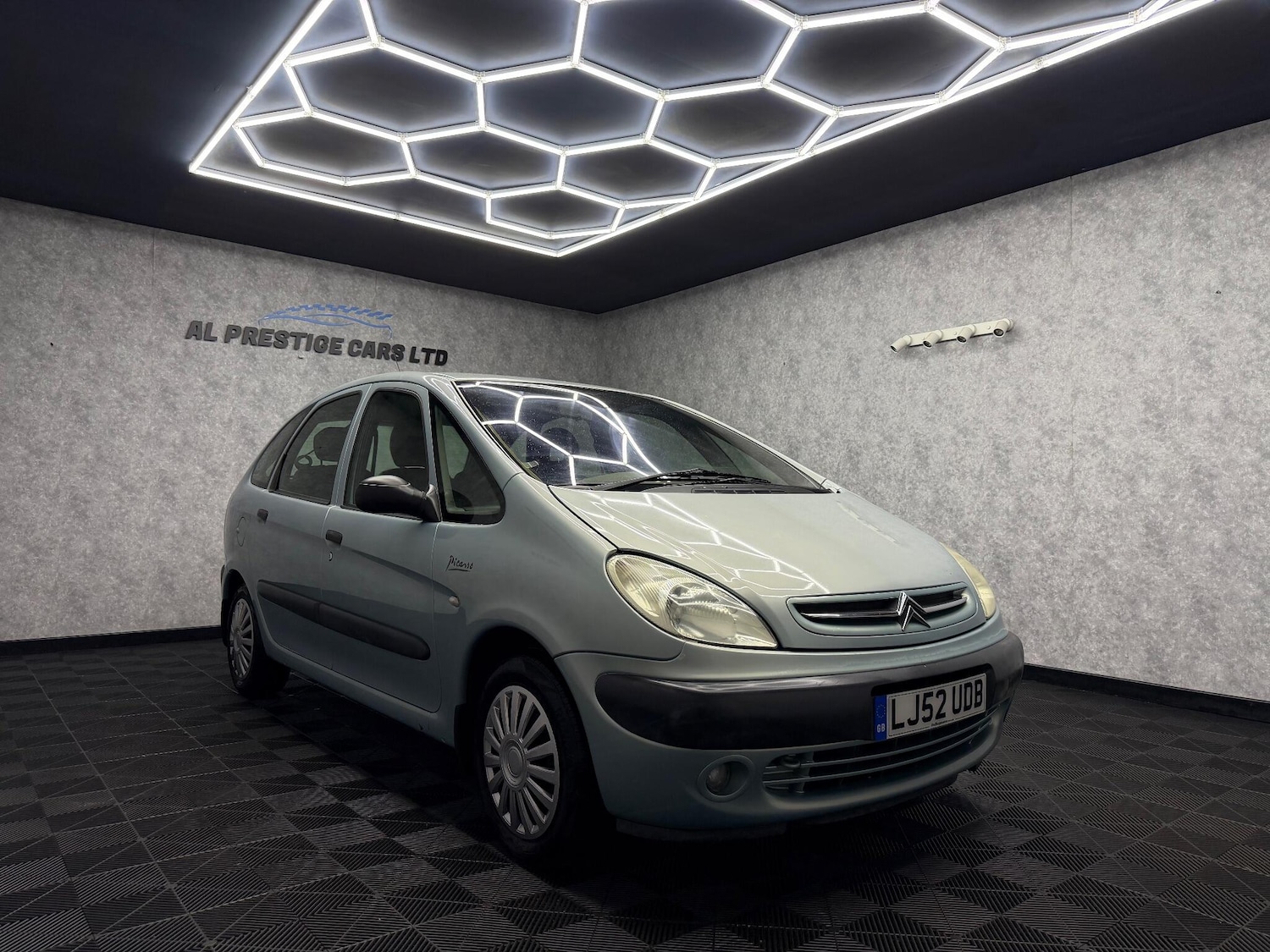 Used Citroen Xsara Picasso for sale - 77230199: Photo 3