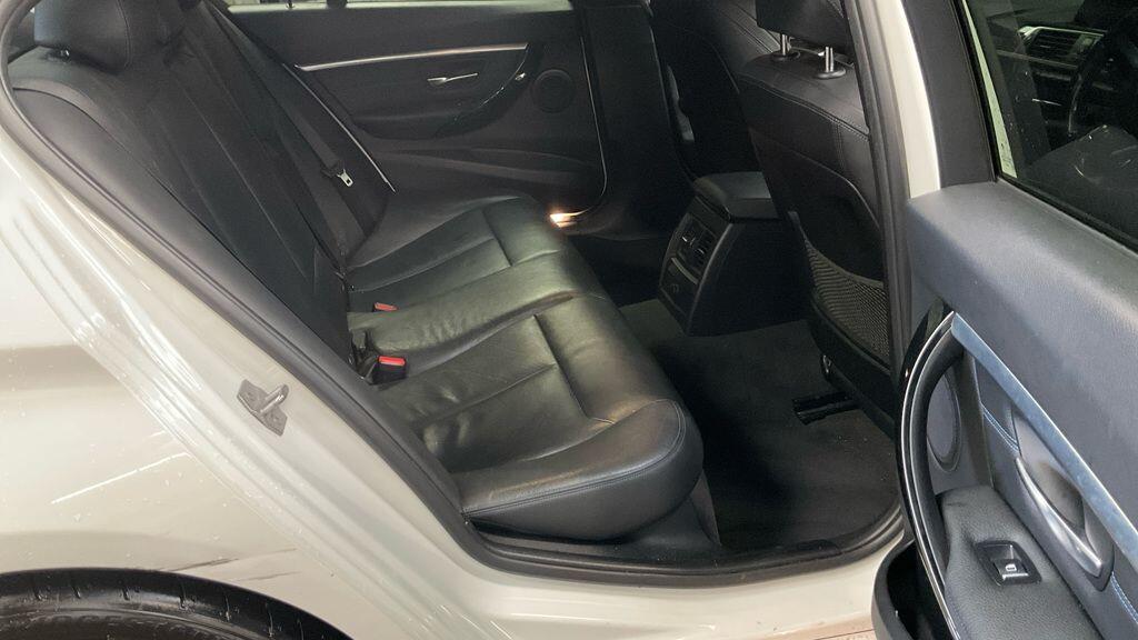 Used BMW 3 Series 2018 for sale - 76360459: Photo 3