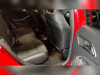 Used Mercedes-Benz GLA 2015 for sale - 75747024: Photo