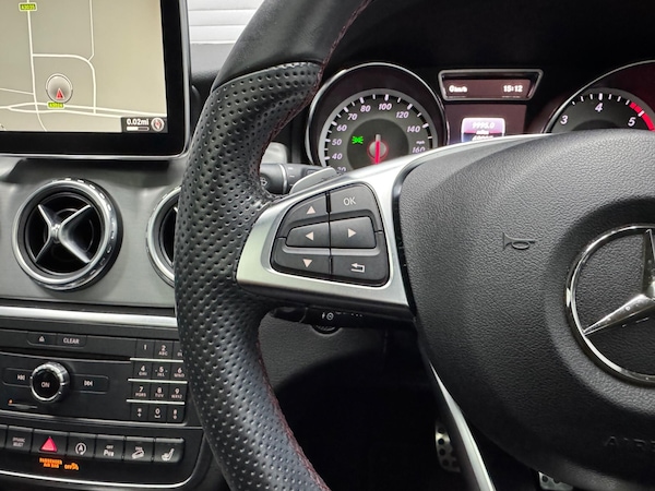 Used Mercedes-Benz GLA 2015 for sale - 75747024: Photo 6