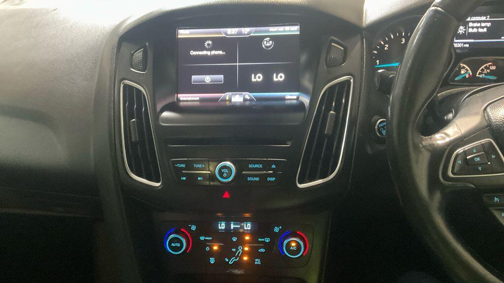 Used Ford Focus 2015 for sale - 77724045: Photo 5