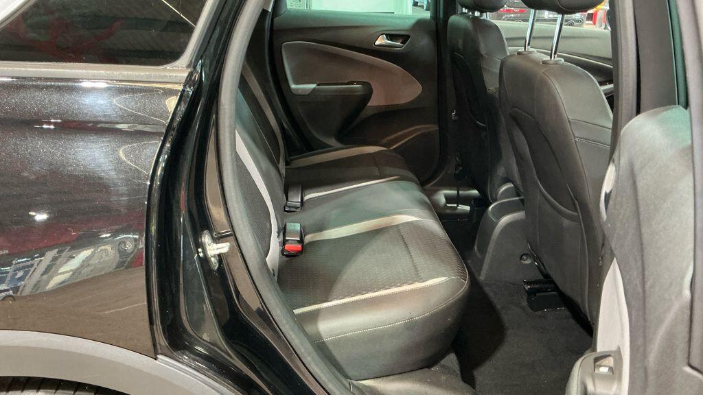 Used Vauxhall Crossland X 2019 for sale - 78062665: Photo 3