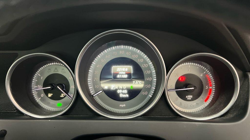 Used Mercedes-Benz C Class 2012 for sale - 77279170: Photo 3