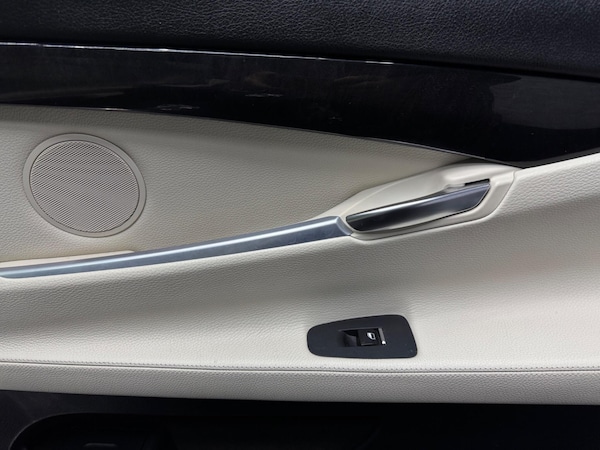 Used BMW 5 Series Gran Turismo 2013 for sale - 76238786: Photo 32