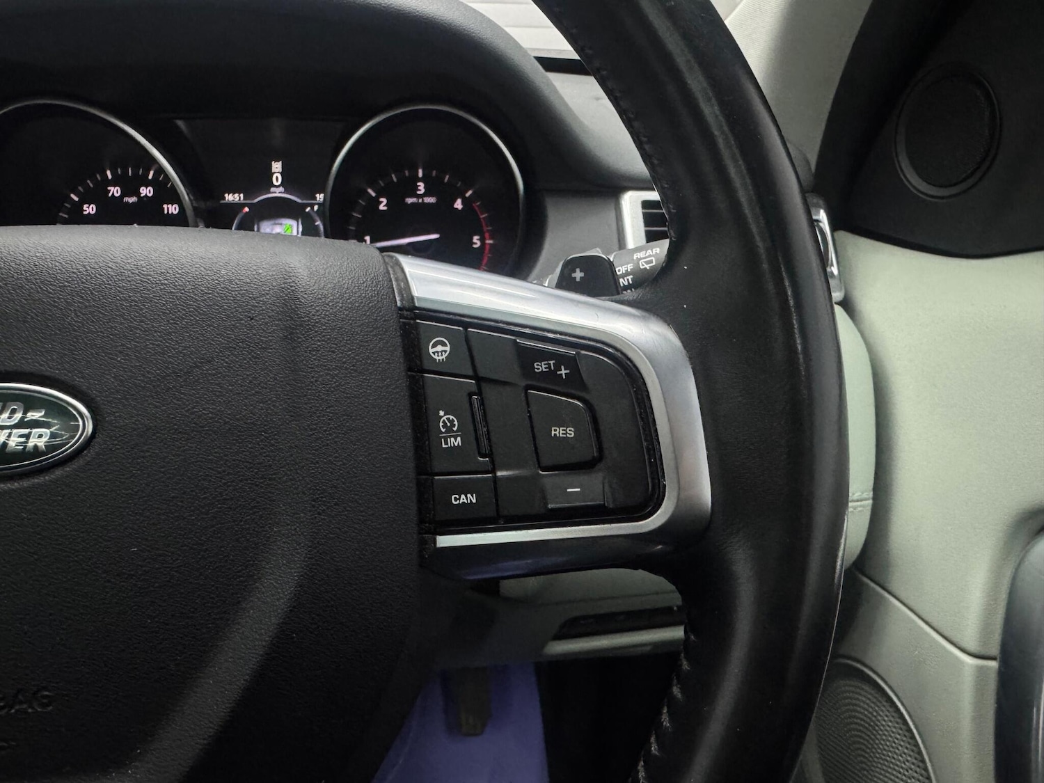 Used Land Rover Discovery Sport 2016 for sale - 78058947: Photo 9