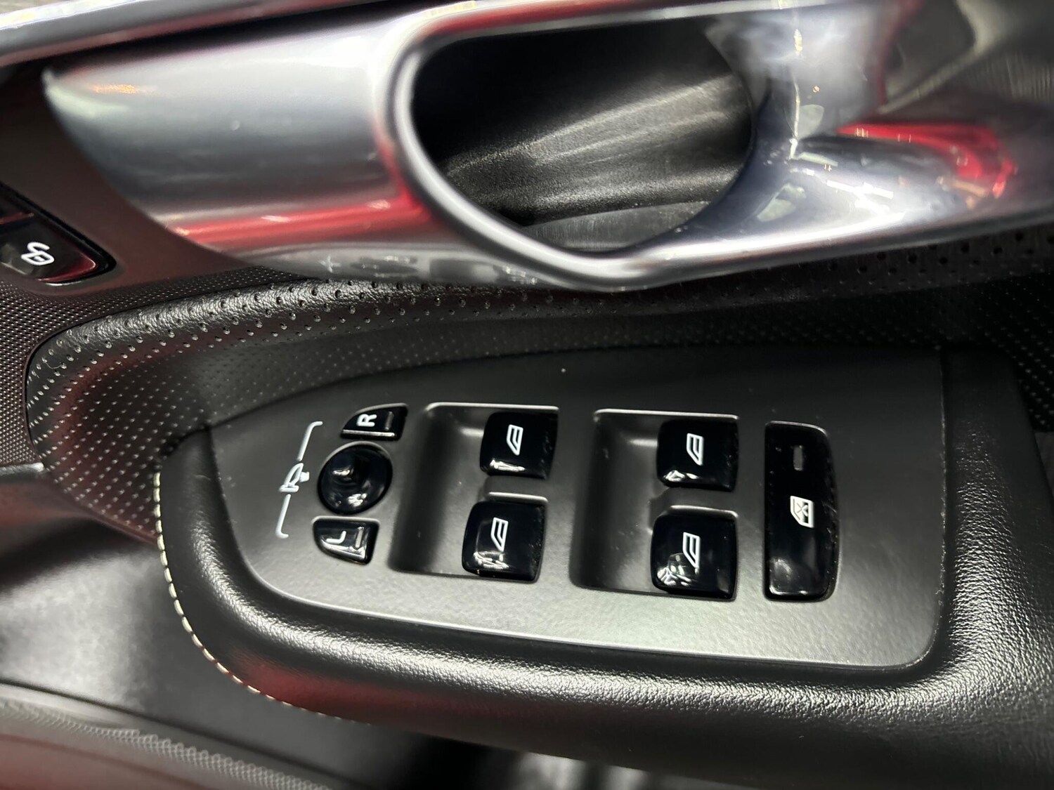 Used Volvo XC90 2018 for sale - 78058271: Photo 16