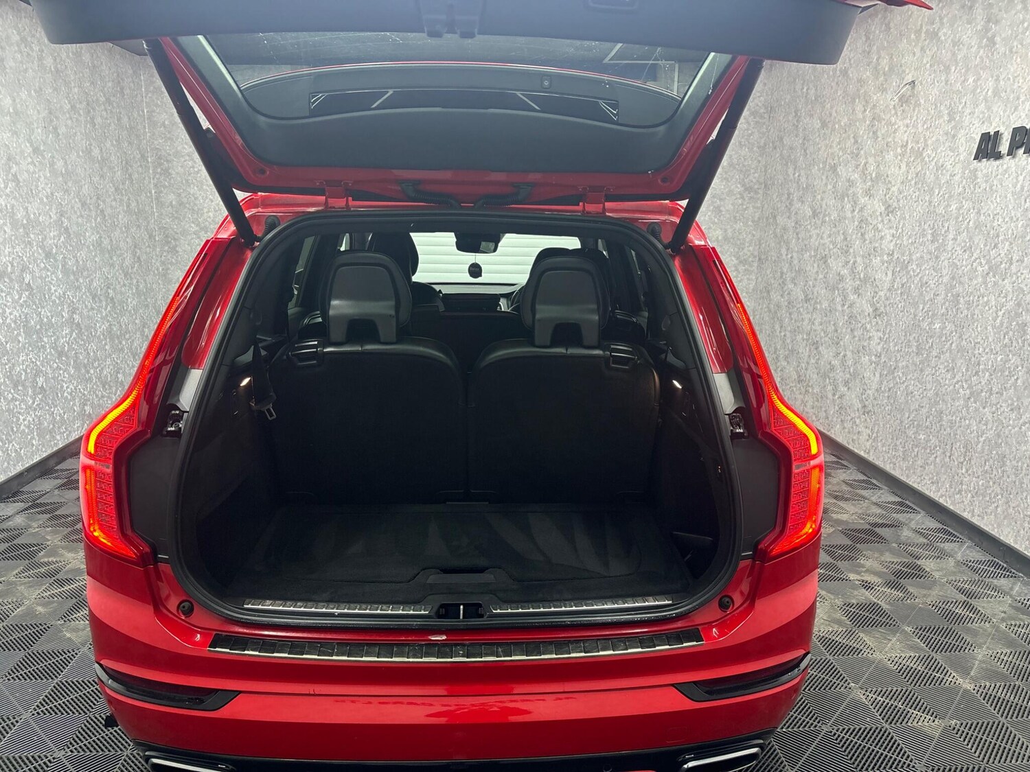 Used Volvo XC90 2018 for sale - 78058271: Photo 31