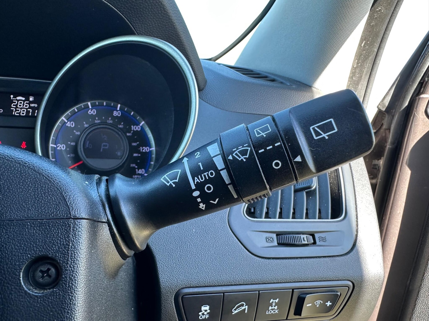 Used Hyundai Ix35 2014 for sale - 78058891: Photo 32