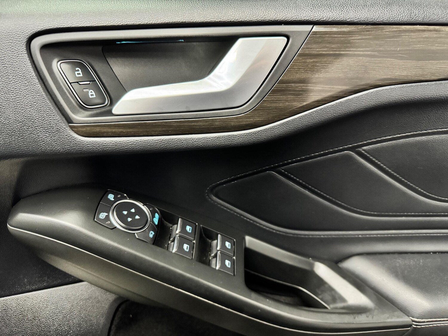 Used Ford Focus 2020 for sale - 78058029: Photo 21