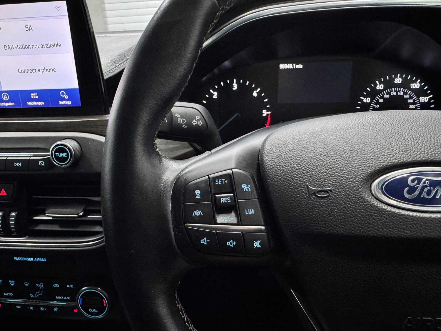 Used Ford Focus 2020 for sale - 78058029: Photo 8