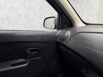 Used Dacia Sandero Stepway 2016 for sale - 78058473: Photo