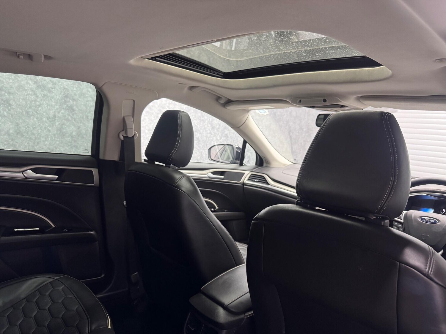 Used Ford Mondeo 2017 for sale - 77376343: Photo 19