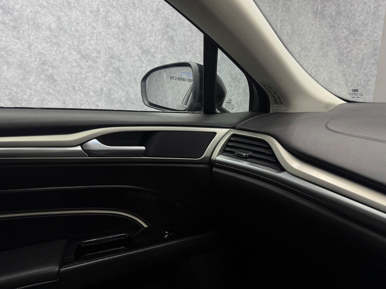 Used Ford Mondeo 2017 for sale - 77376343: Photo 20