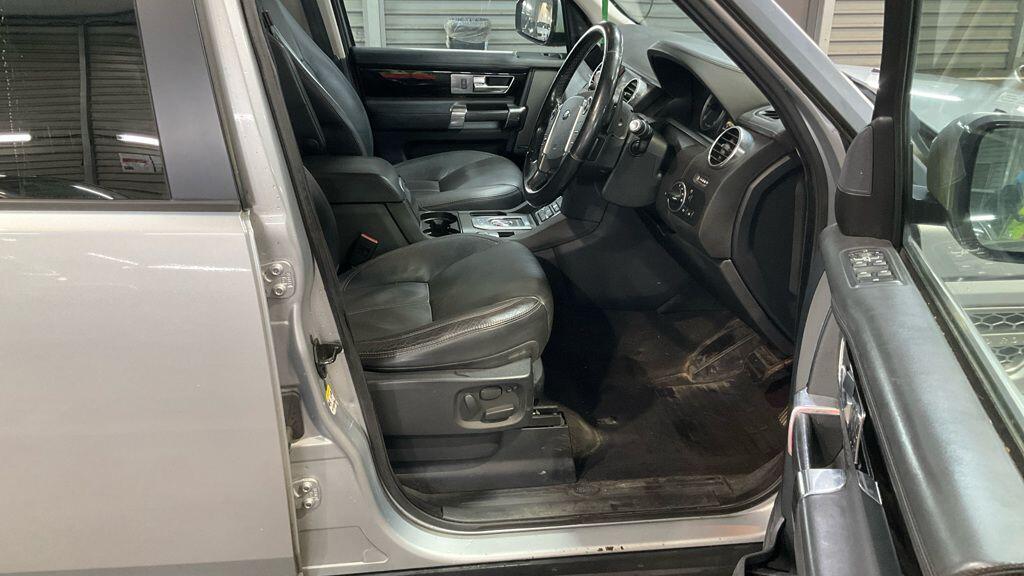 Used Land Rover Discovery 2014 for sale - 77511152: Photo 2