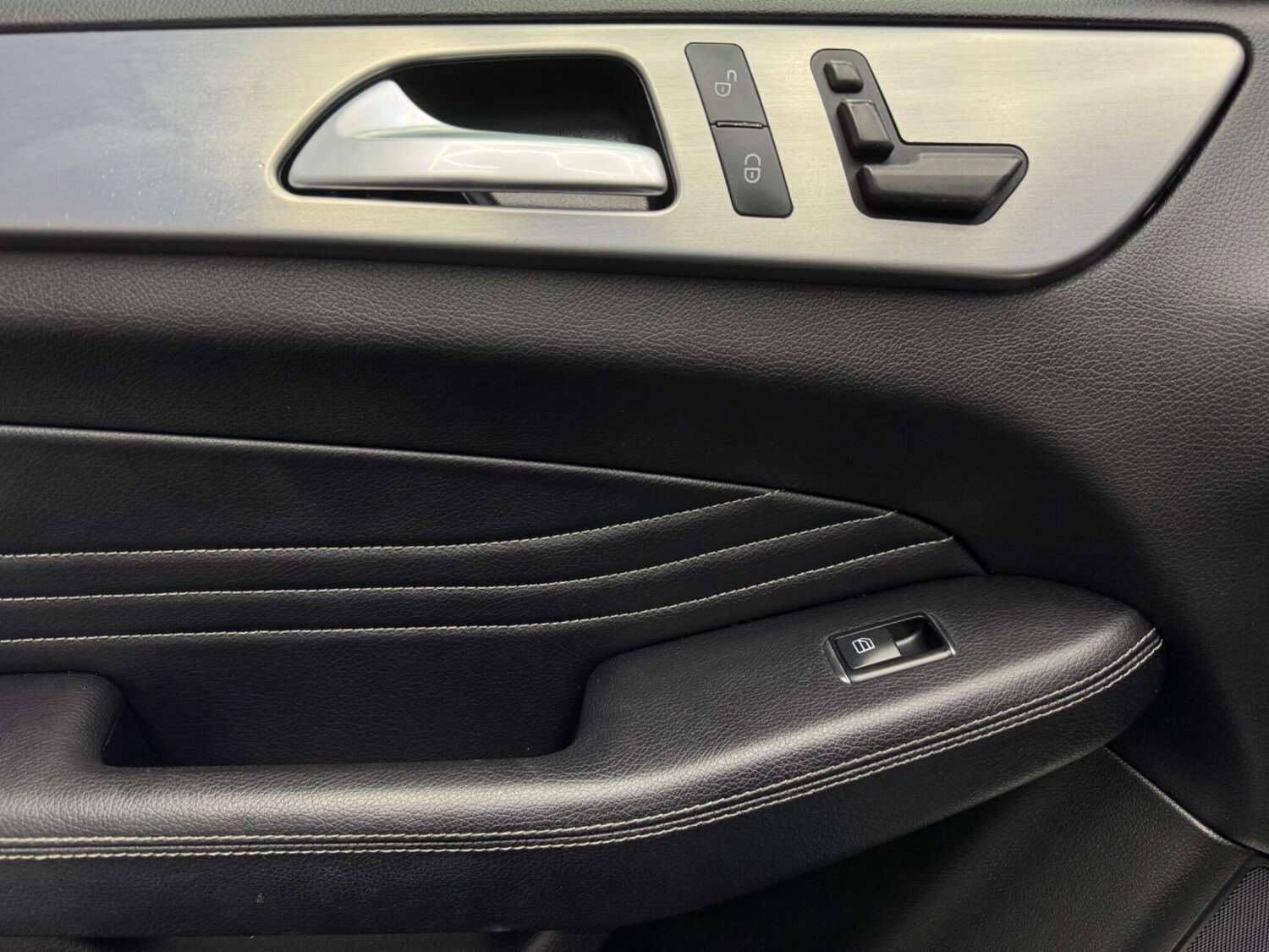 Used Mercedes-Benz M Class 2014 for sale - 75669422: Photo 18