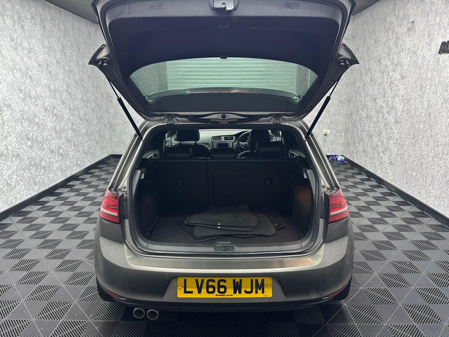 Used Volkswagen Golf for sale - 78058390: Photo 27