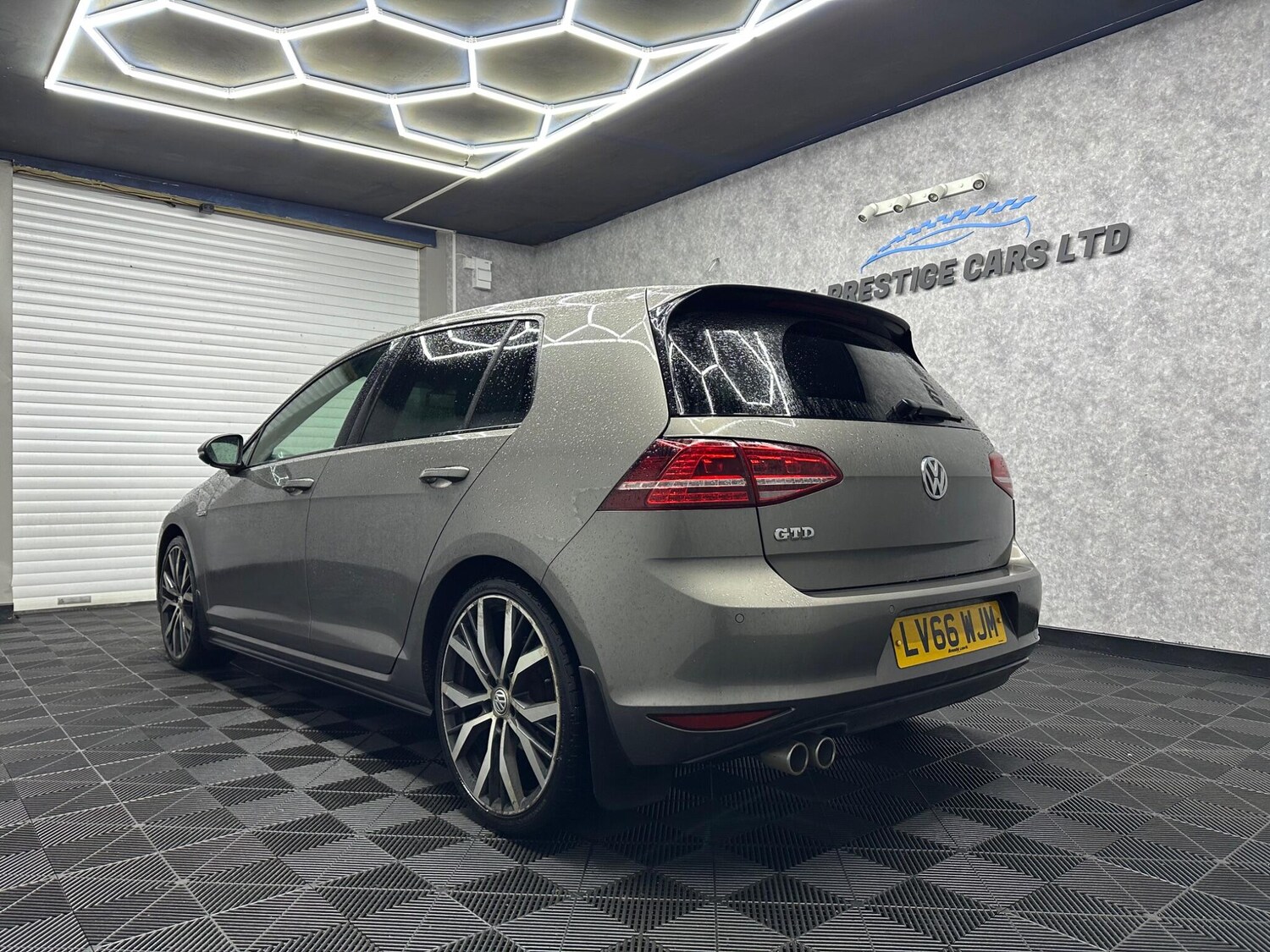 Used Volkswagen Golf for sale - 78058390: Photo 8