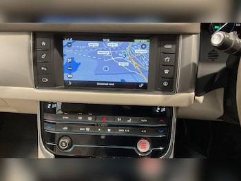 Used Jaguar XF 2016 for sale - 77377173: Photo