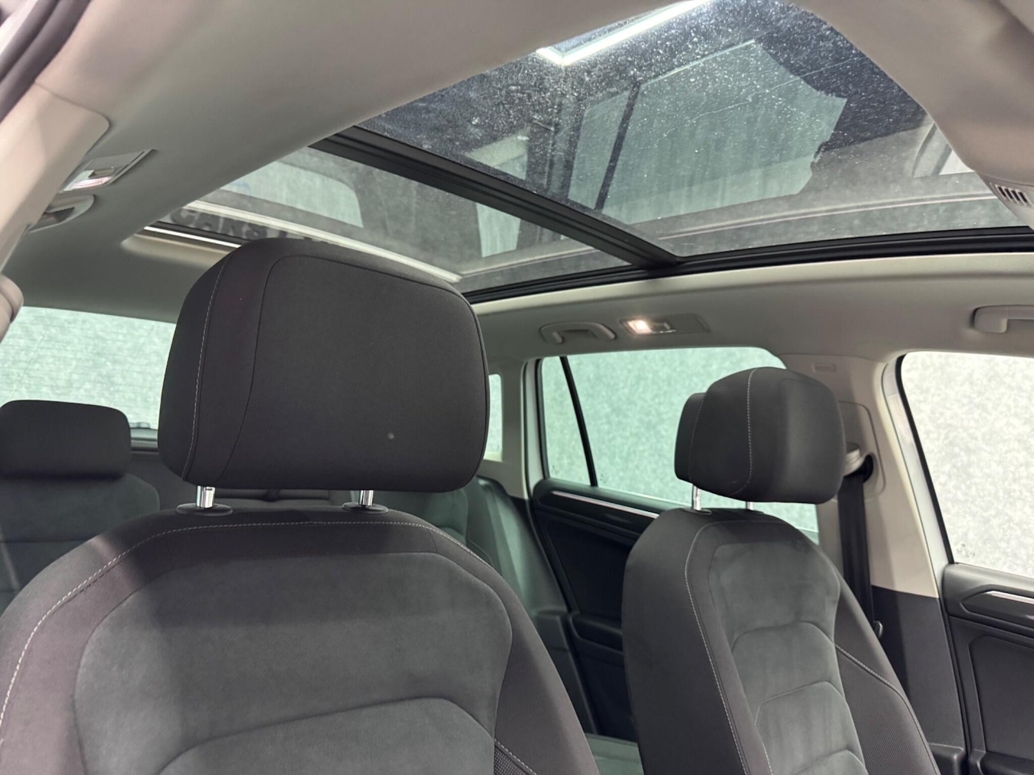 Used Volkswagen Tiguan for sale - 78058971: Photo 9