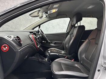 Used Renault Captur 2017 for sale - 77683497: Photo