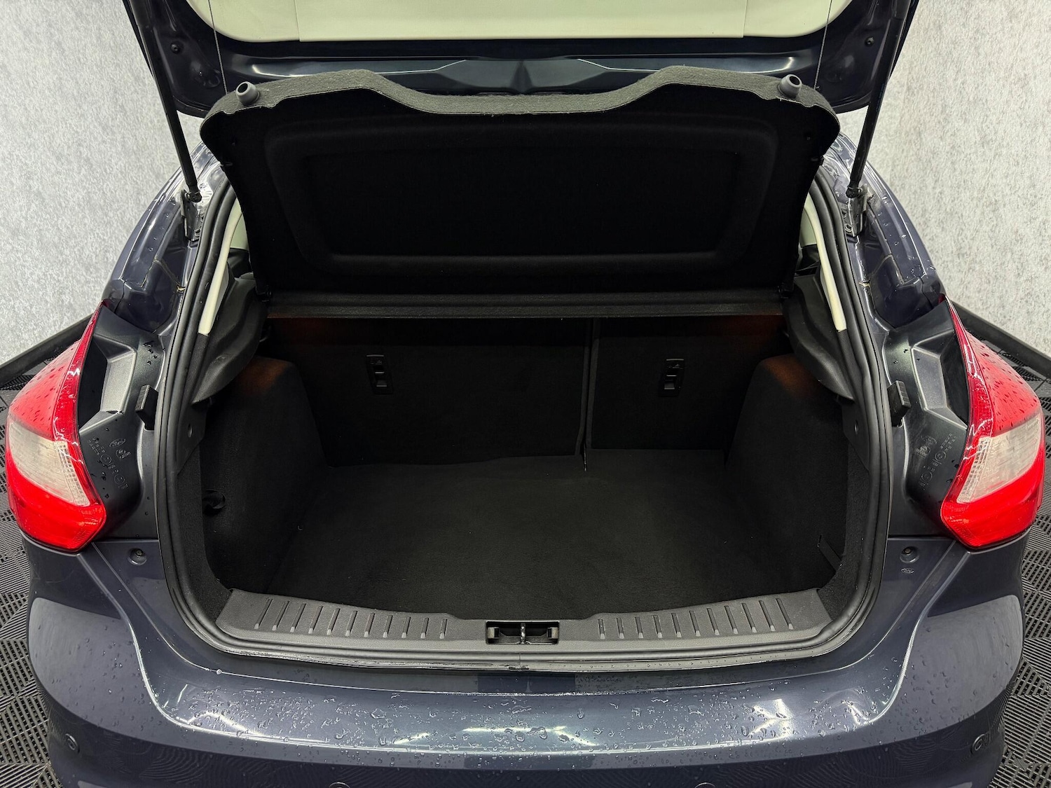 Used Ford Focus for sale - 77279574: Photo 25