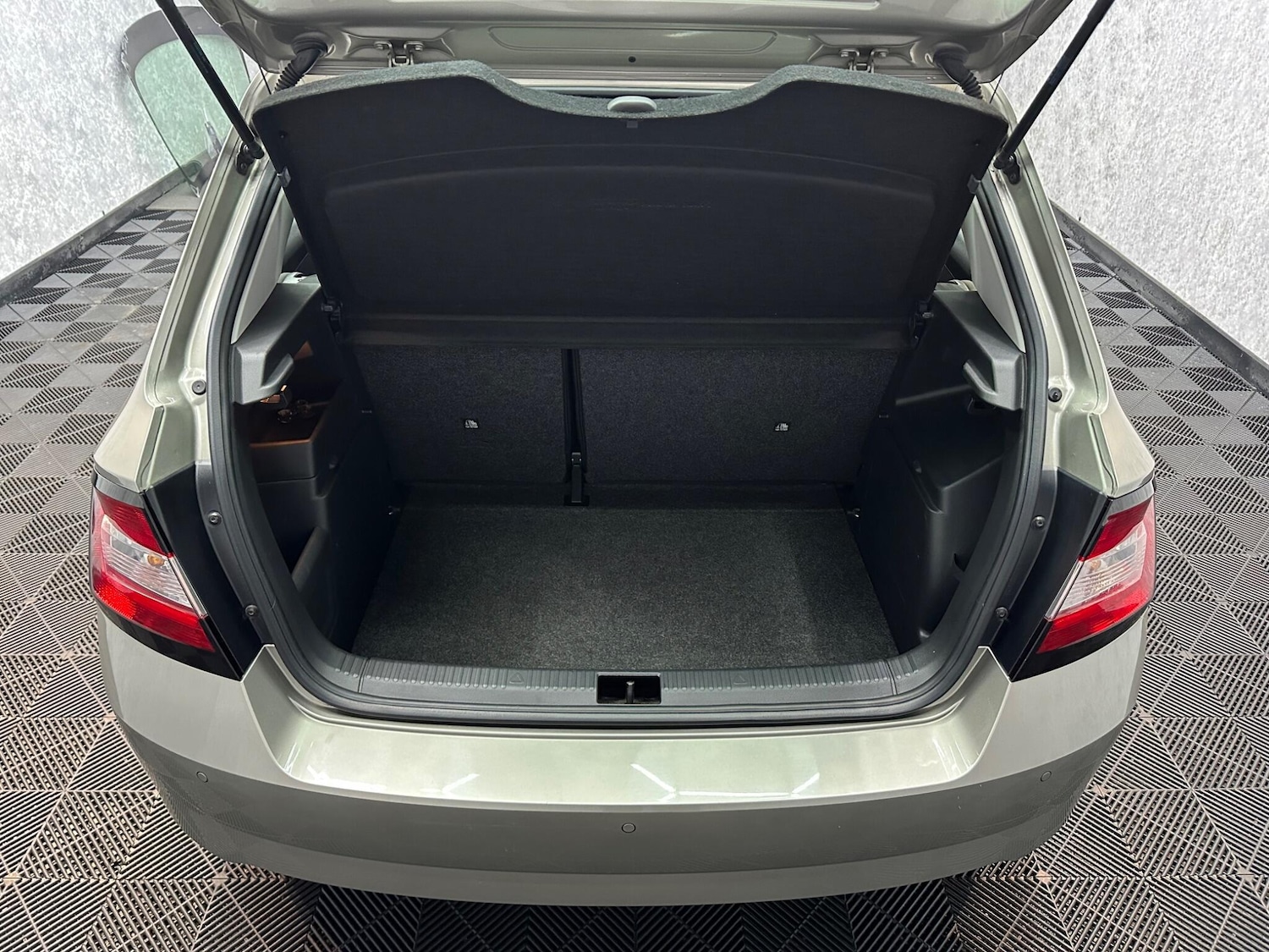 Used Skoda Fabia for sale - 78057759: Photo 17