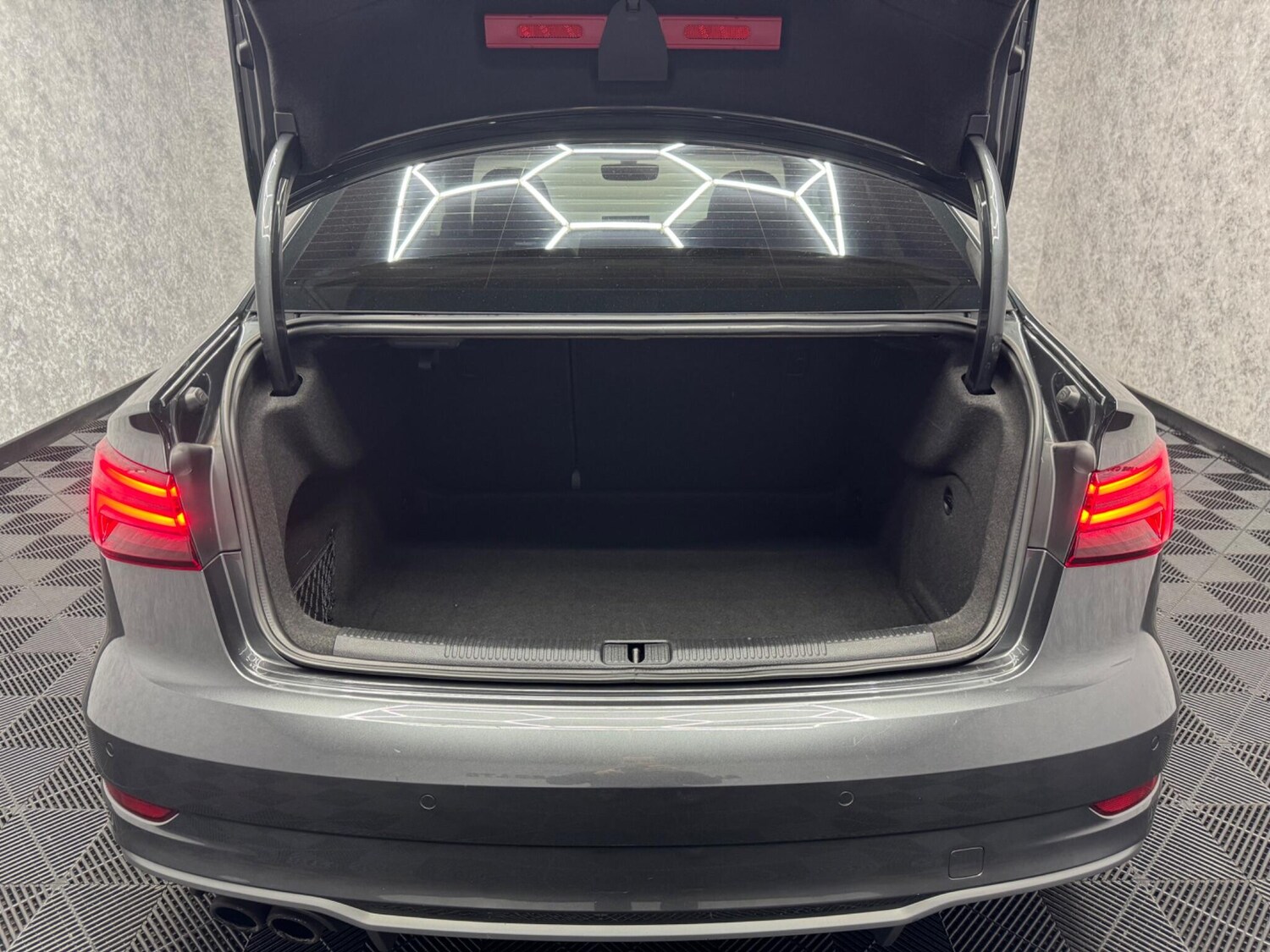 Used Audi A3 2017 for sale - 76189261: Photo 31