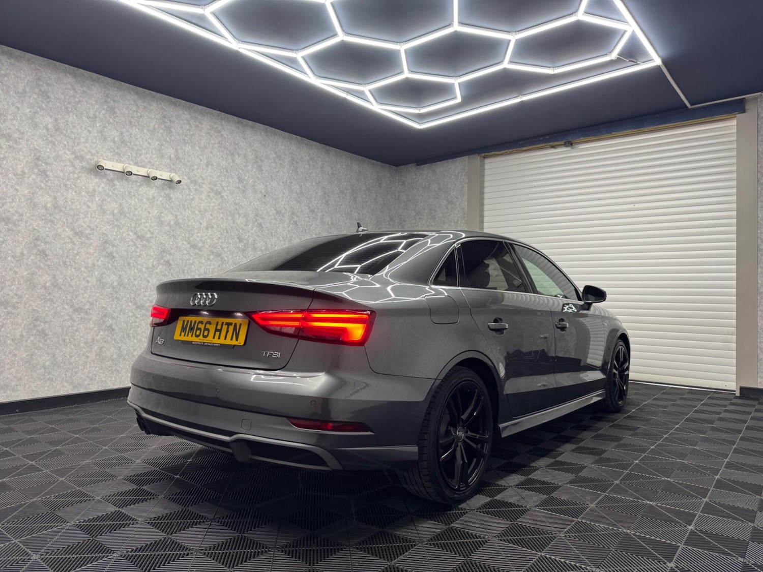 Used Audi A3 2017 for sale - 76189261: Photo 4