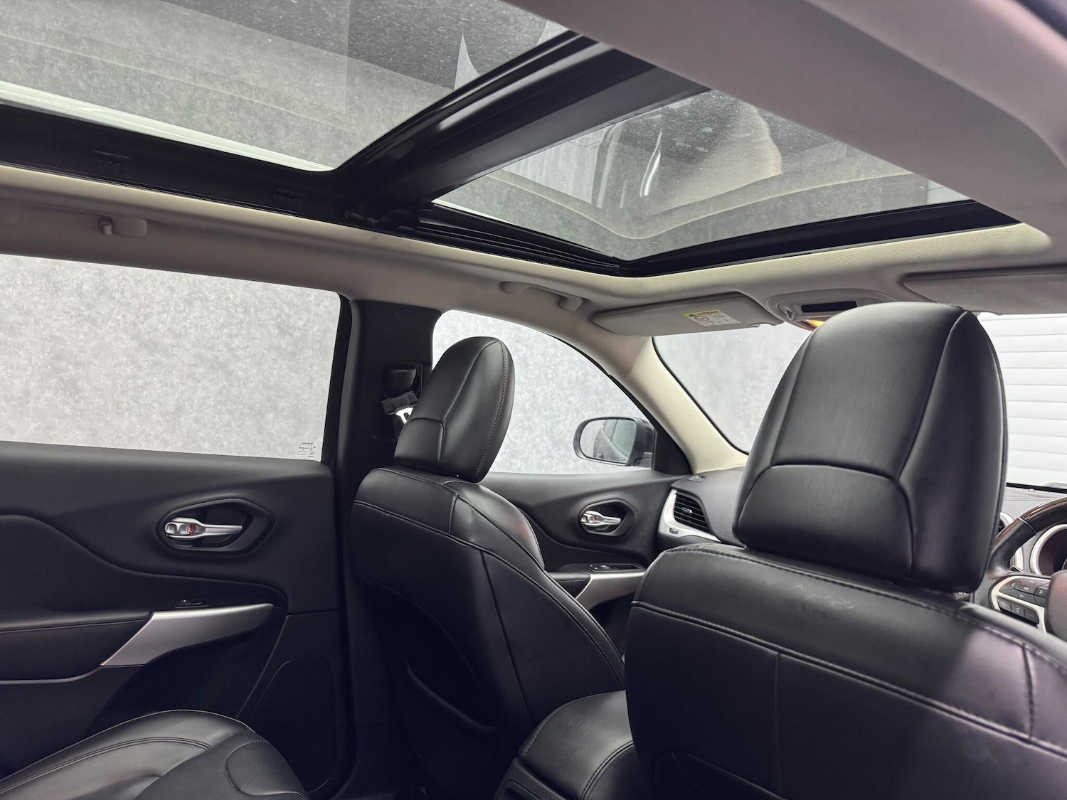 Used Jeep Cherokee 2017 for sale - 77315212: Photo 18