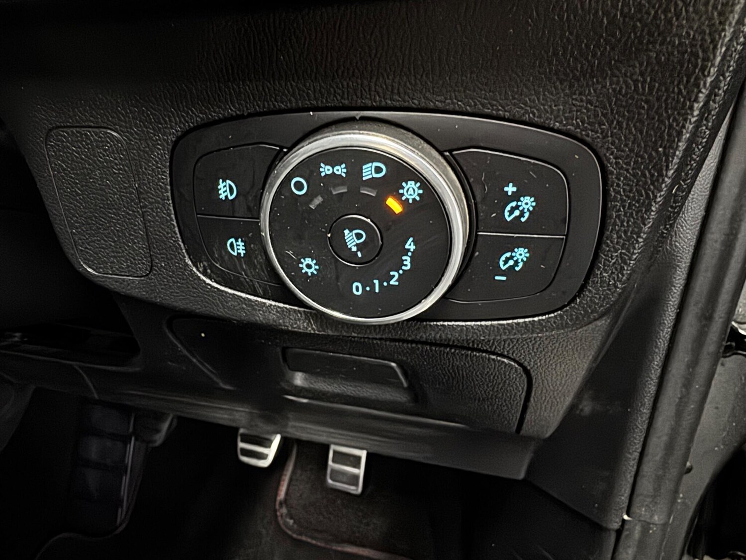 Used Ford Focus 2020 for sale - 76759285: Photo 21