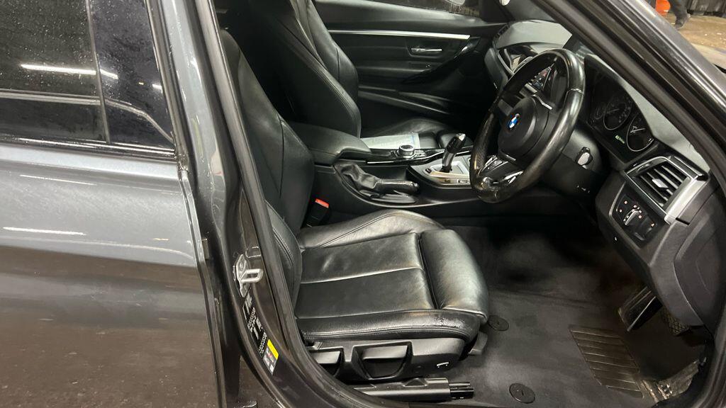 Used BMW 3 Series 2018 for sale - 78062918: Photo 2