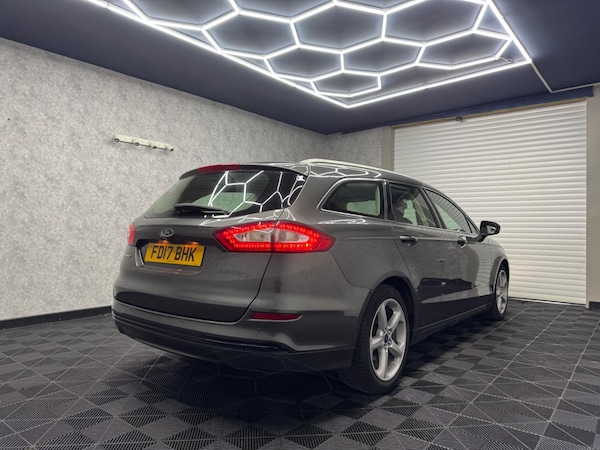 Used Ford Mondeo 2017 for sale - 74687037: Photo 11