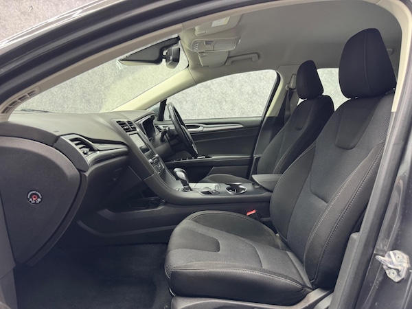 Used Ford Mondeo 2017 for sale - 74687037: Photo 37