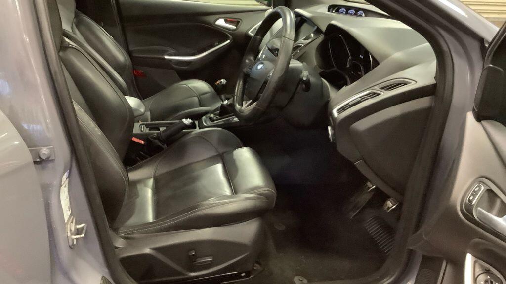 Used Ford Focus 2015 for sale - 77345242: Photo 5