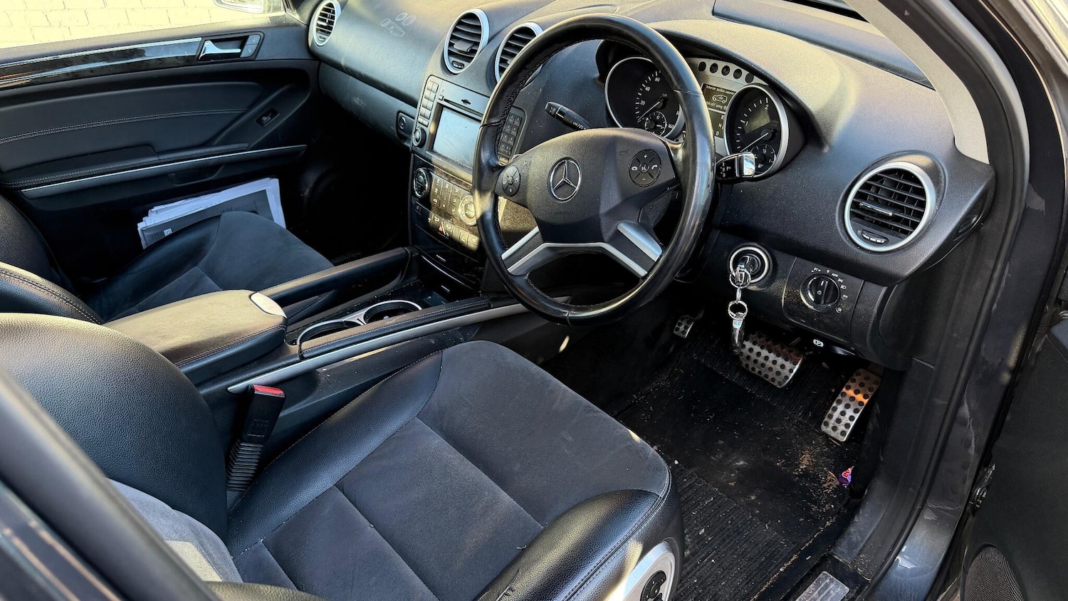 Used Mercedes-Benz M Class 2011 for sale - 76522178: Photo 3