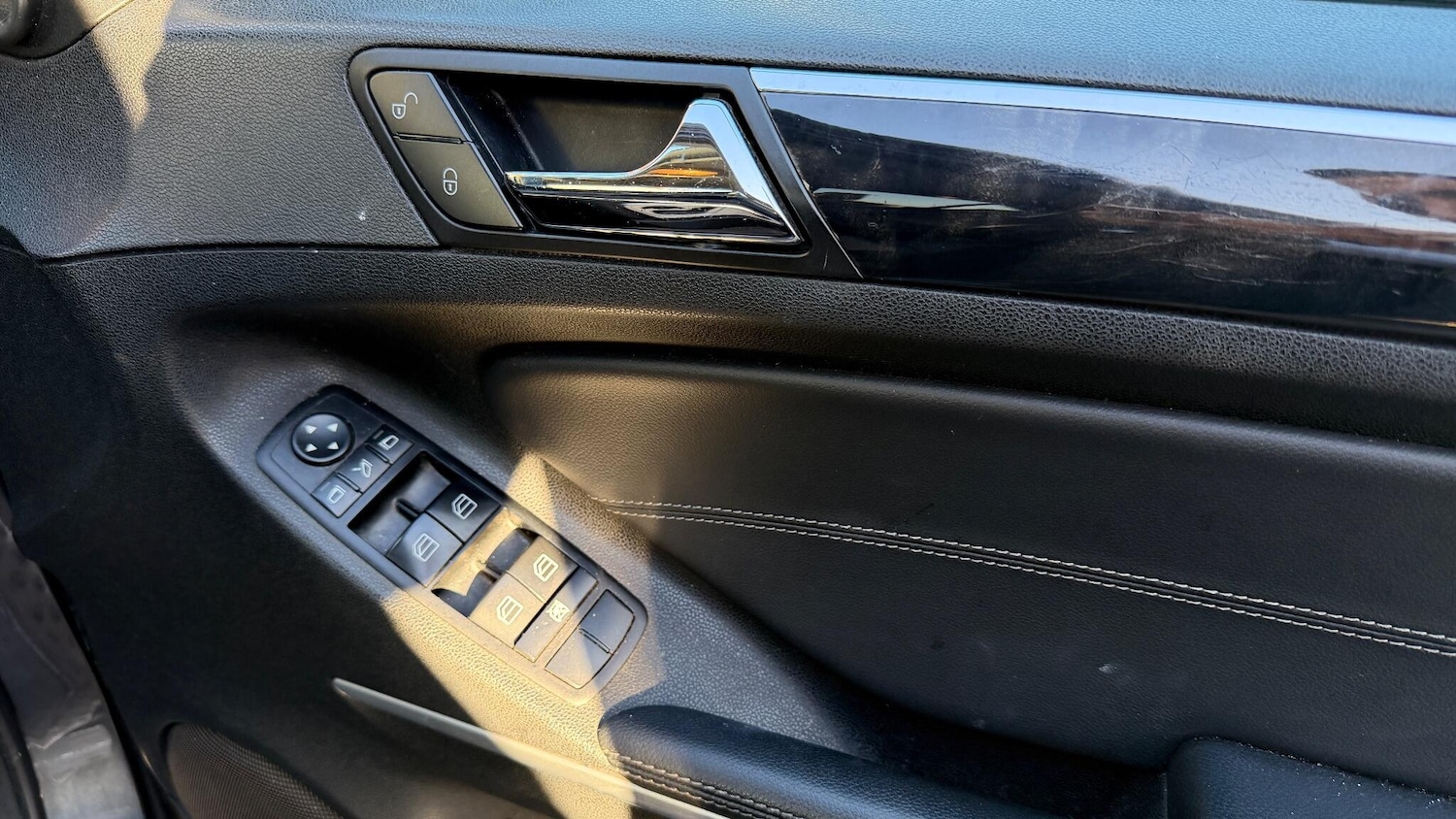 Used Mercedes-Benz M Class 2011 for sale - 76522178: Photo 9