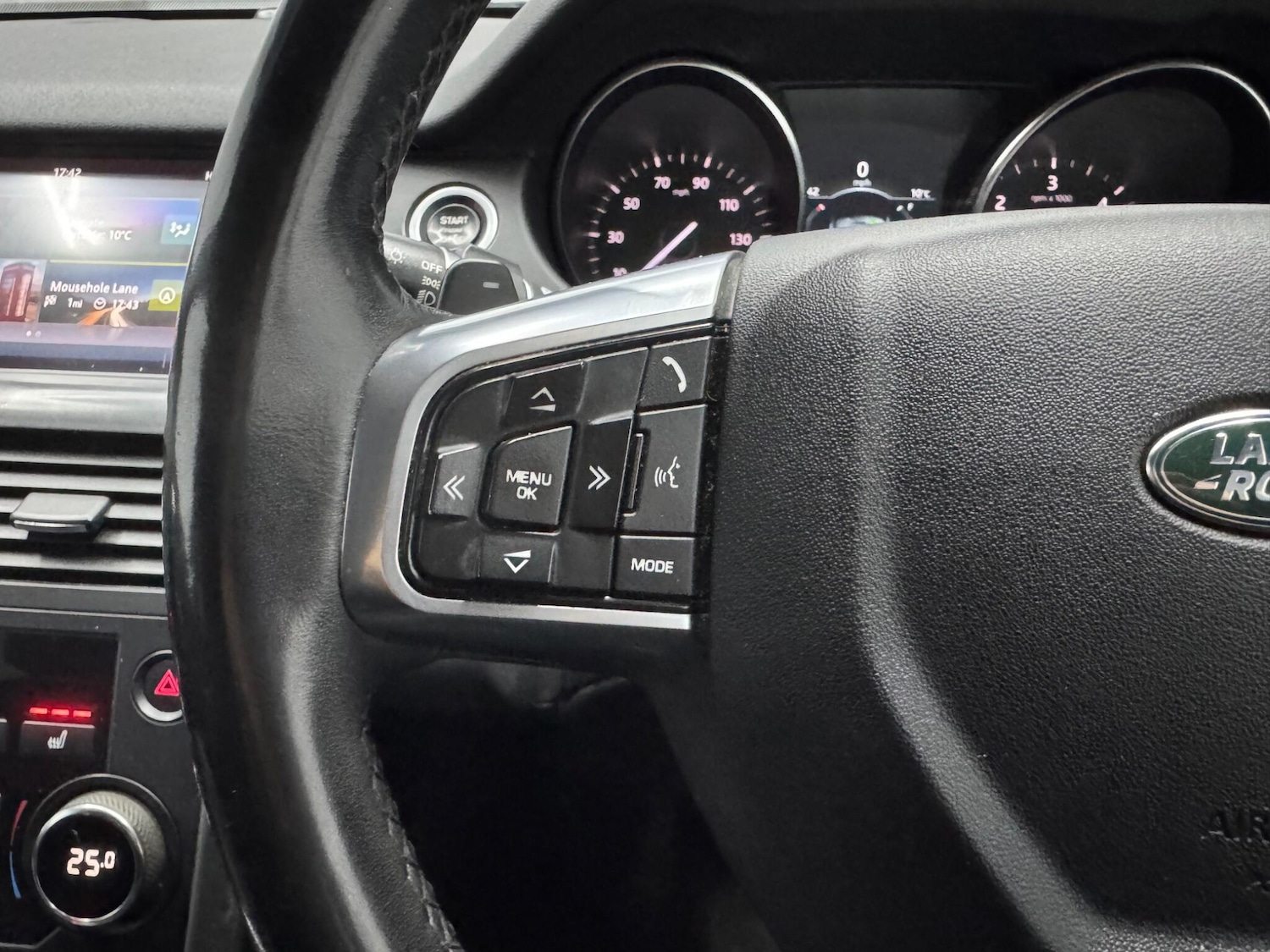 Used Land Rover Discovery Sport 2018 for sale - 76689979: Photo 12